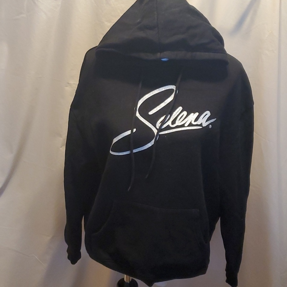 Selena Black Hoodie SZ LG
